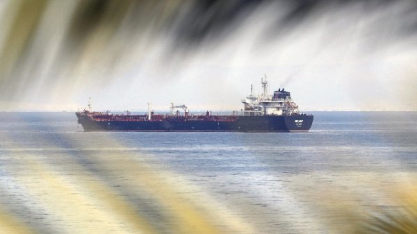 上轮伊美谈判细节披露：巴出动空军送伊代表回国