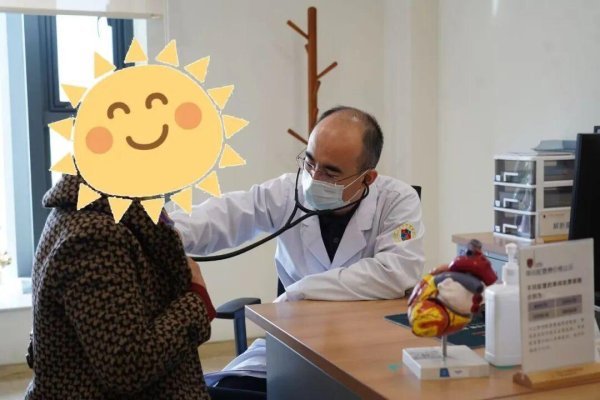 青岛大学附属日照医院：两次多学科会诊高效联动，助力七旬高危患者重获新生